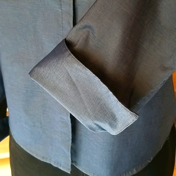 Mac & Jack button up blouse - Picture 2 of 3